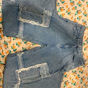 Baggy patch jeans